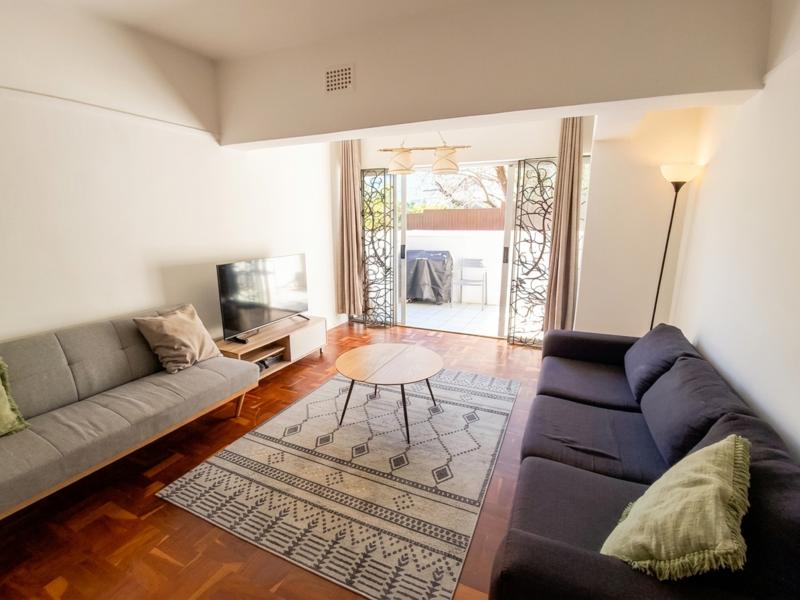 To Let 3 Bedroom Property for Rent in Vredehoek Western Cape